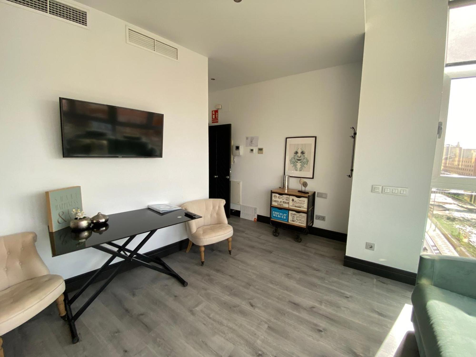 Stay U-Nique Apartments Rosaleda Málaga Zimmer foto